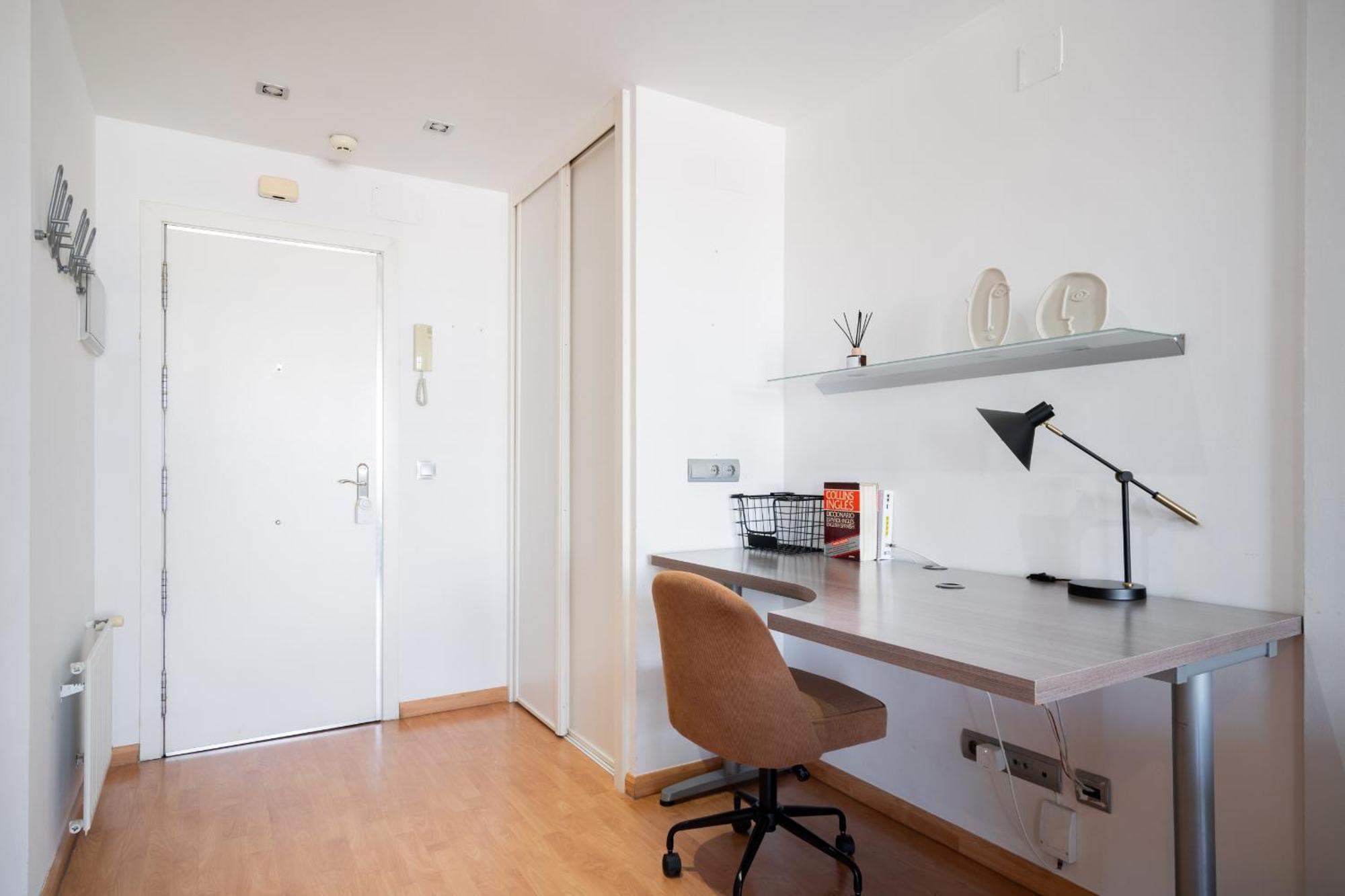 Apartamento En Plaza De Espana Alquiler Temporal Madrid Exteriér fotografie