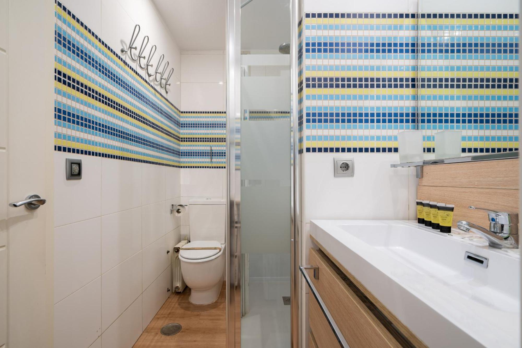 Apartamento En Plaza De Espana Alquiler Temporal Madrid Exteriér fotografie