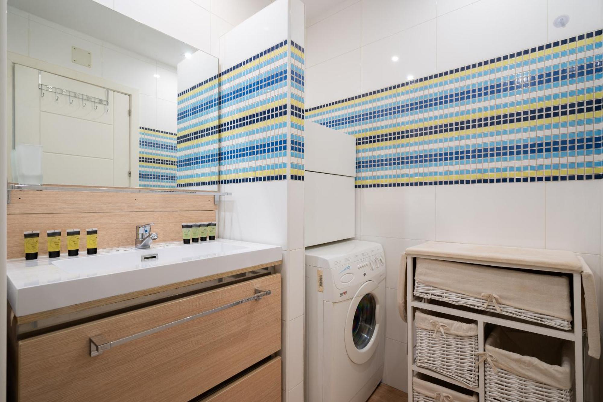 Apartamento En Plaza De Espana Alquiler Temporal Madrid Exteriér fotografie